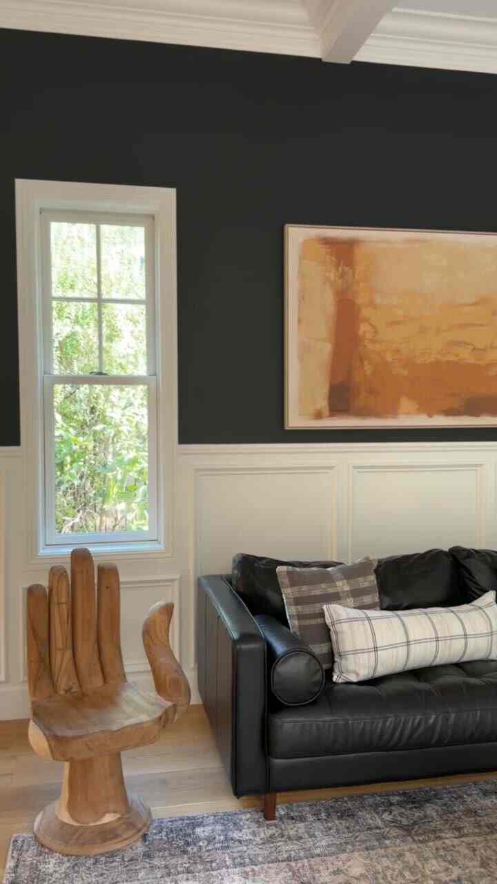 Artwork closeup. So kuch texture. #artwork #abstractart #livingroomdesign