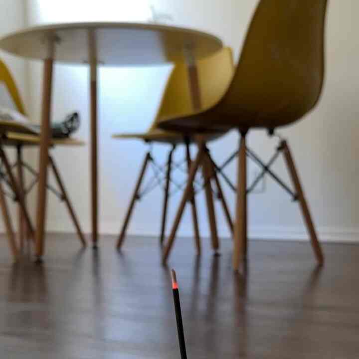 Smoky vibes
#incensestick #tabledecor #homesecor
#calmandcozy