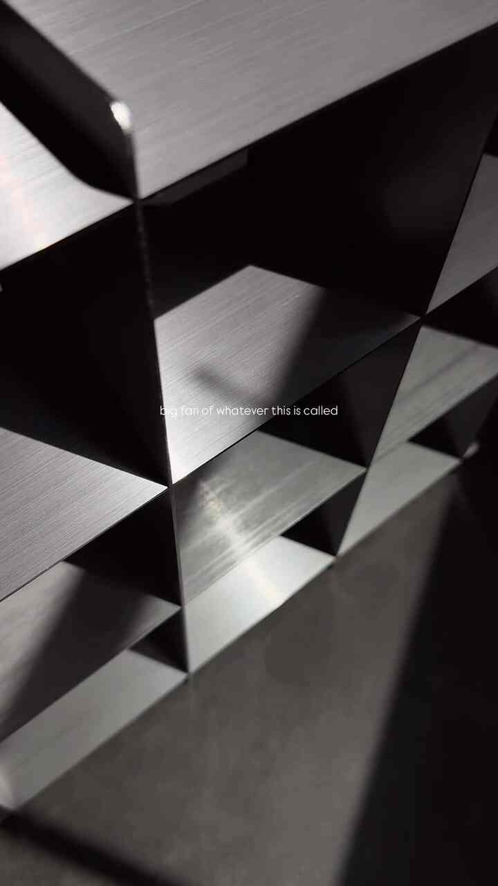  Just changed up the cupboard.🩶🩶


#shelf #shelfdecor #storageshelf #cupboard #coffeebar #coffeestation #homecafe #coffeecup #mug #coffee #homedecor #ohouseshop 