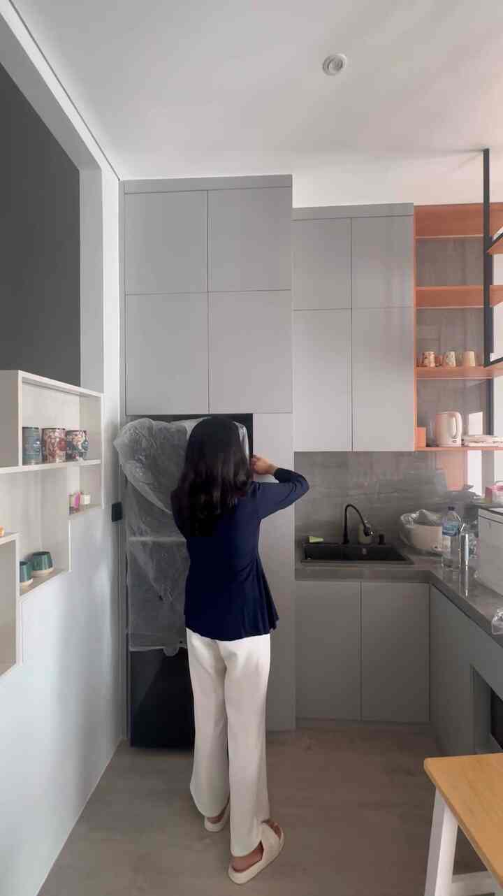 Coming home to an industrial contemporary cafe feel after returning home #industrial #japanese #contemporary #homestagram #homecafe