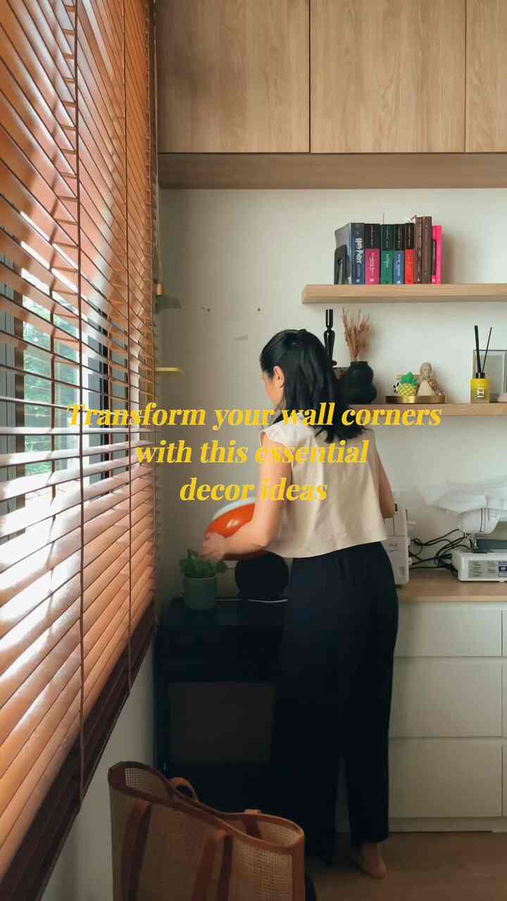 Transform your wall corners with these essential decor ideas 💡✨

Sisa ruang di pojokan ruang bisa jadi cantik juga dengan menambahkan beberapa dekorasi. Untuk pojokan ruang kerjaku ini aku menambahkan meja hitam IKEA, tanaman di atas meja, lampu gantung dan ambalan2 irregular warna pastel yang playful. Gmn menurut kalian, ada ide tambahin apa lagi yaa buat dekor area pojokan?😁
_
#HomeStylingVideo
#VideoHomeDecor
#InspirasiDekorRumah
#Dirumahpojok