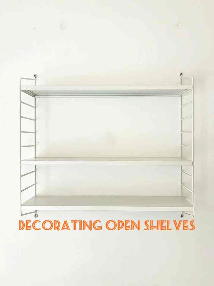 この部屋はゲーム、ストリーミング、Netflixなどをプレイする場所なので、装飾がよりカラフルです。 

#ホームスタイリング動画 #VideoHomeDecor #InspirasiDekorRumah #midcenturymodern #openshelves #haydesign #indoorplants