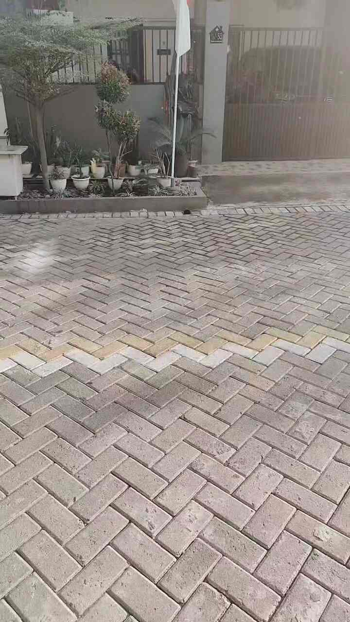 Kehangatan Kayu ala Japandi di Rumah Cluster🌟
.
. Mini home tour Grava House
Artikel house tour selengkapnya bisa dilihat di aplikasi Ohouse. 

https://i.ohouse.com/2MFWzhAW
. 
Semoga menginspirasi ✨
. 
#videohometour
#videoroomtour
#rumahcluster
#rumahalajapandi
#Rumah 
#rumah
#minimalist
#decorasi
#homedecor
#homestyle
