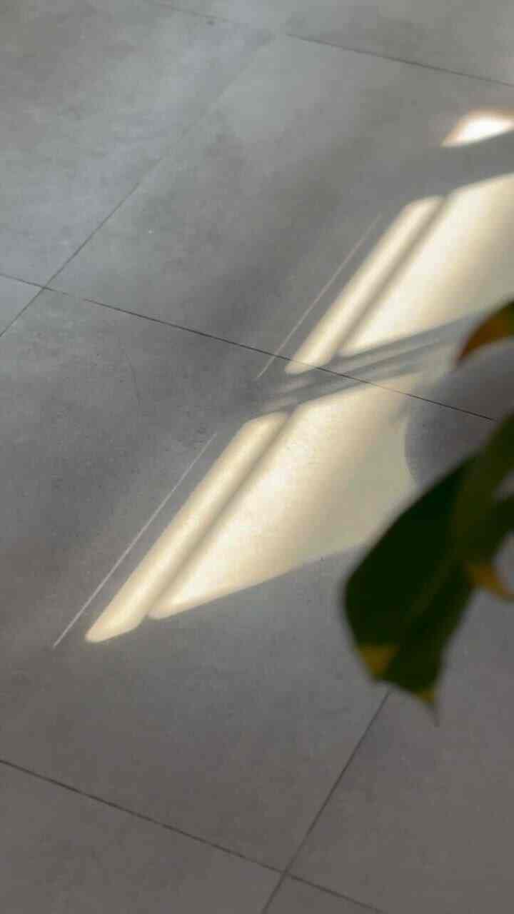 Selamat datang di #rumabatari ✨🥹 full home tour can be seen here: https://link.ohouse.com/rumabatari

#VideoHomeTour #VideoRoomTour #MainKeRumahKu #inspirasirumah #homedecor #rumahdengananak #colorful #dekorasirumah