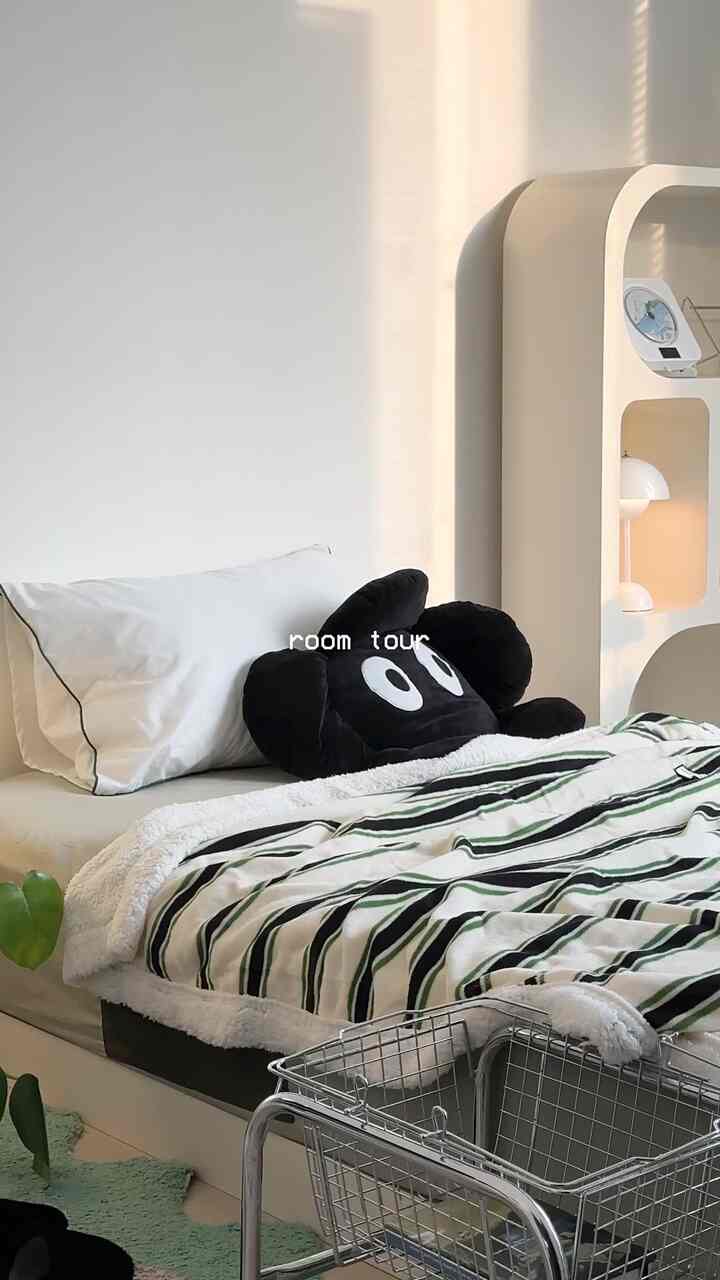 tur kamar 🌳🍃

#VideoHomeTour
#VideoRoomTour
#MainKeRumahKu