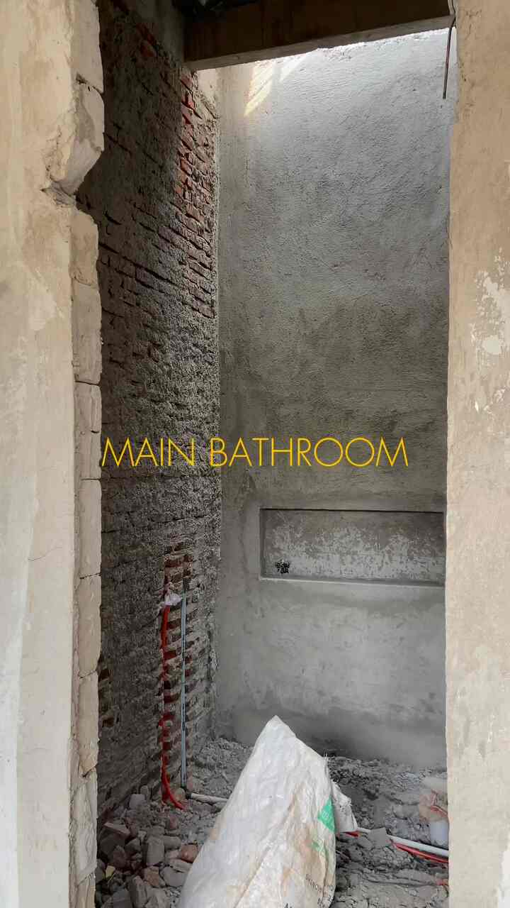 Spill tipis kamar mandi utama. Before and after ✨ #kamarmandi #inspirasikamarmandi #bathroominspo #bathroomdesign