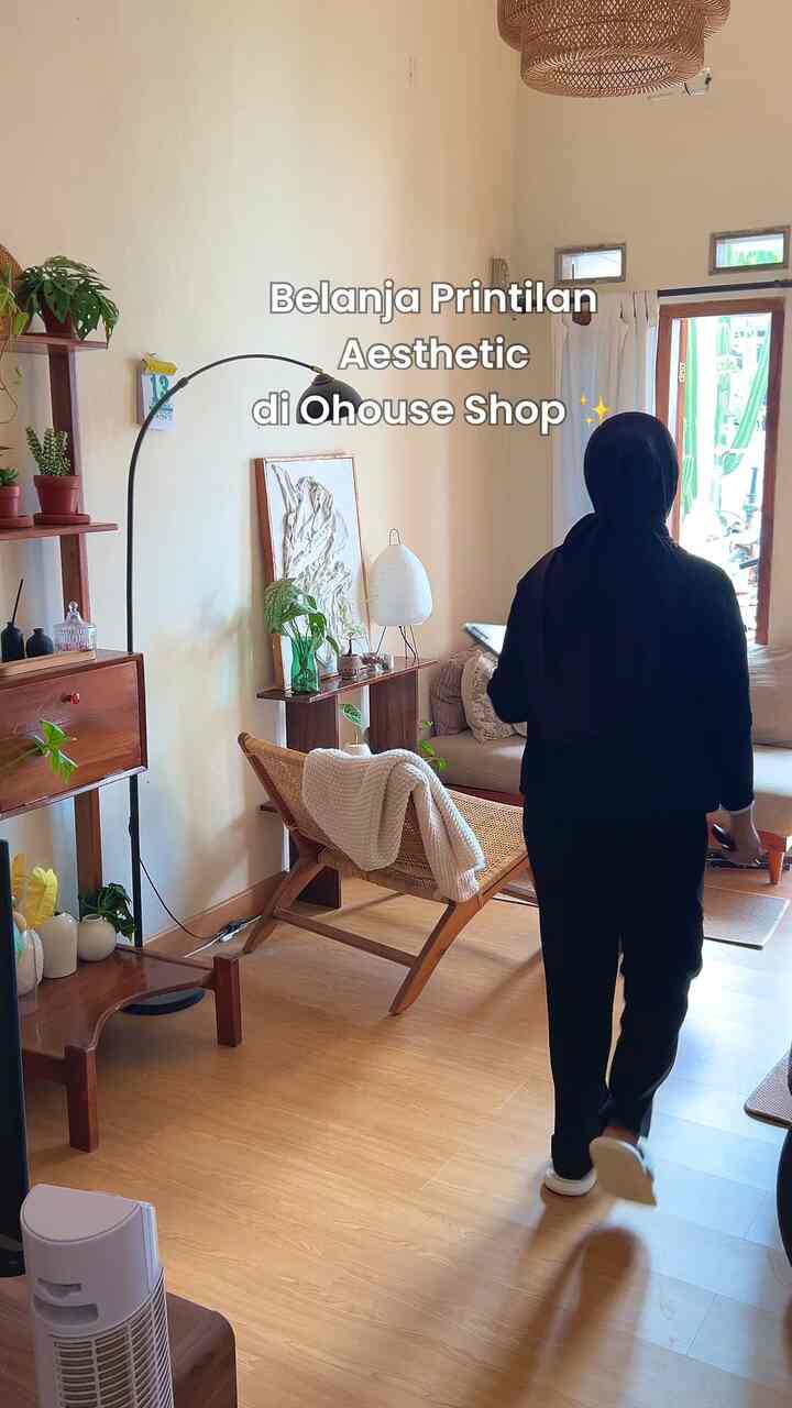 Yeay, finally a new member has arrived for the kitchen and living room 🤩✨
Now you can shop on the @ohouseidn application hihi the shopping has landed safely, according to expectations! 🫶🏻

The application can be downloaded on the App Store/Playstore 🩵

#ohouseshop #woodenchain #keranjangbesi #vas #talenankayubulat #rumahminimalis #inspirasidapur #inspirasiruangtamu