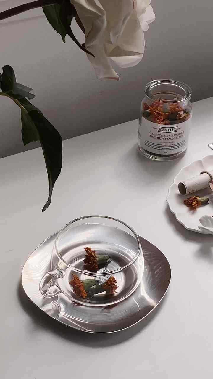 This is the weather best suited for flower tea🫖

#flowertea #teacup #teatime #kinto #onthetable #homecafe #balmuda #balmudathepot