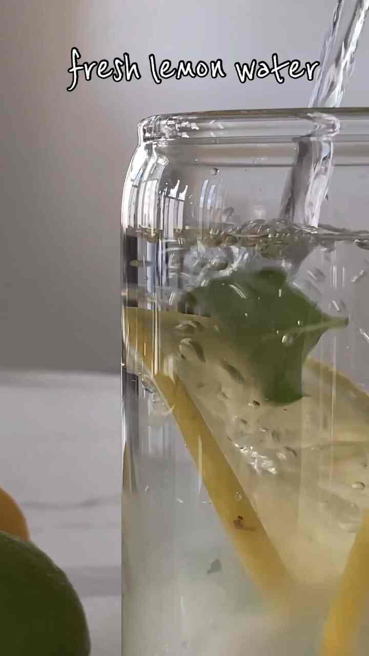 Today’s brunch with fresh lemon water🍋🍋

#brunch #lemon #lemonwater #glasscup #glassstraw #onthetable #SamsungBespoke #samsungrefrigerator #Samsung #cuttingboard