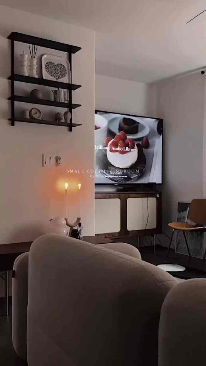 Small cozy living room 🤎

#livingroominterior #livingroom #livingroomtable #livingroomdeoration #candle #candleholder #shelf #table #roundtable #Mid-CenturyModern 
