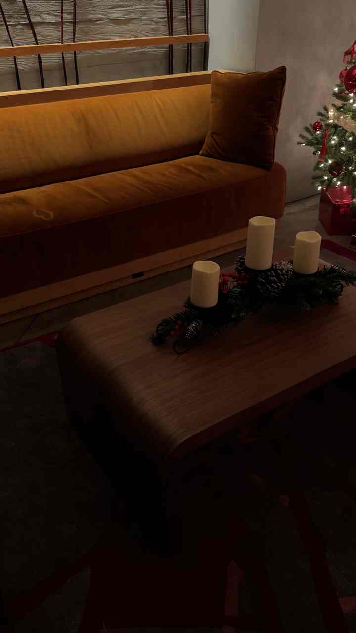 Warm living room #mcm #Mid-CenturyModern 