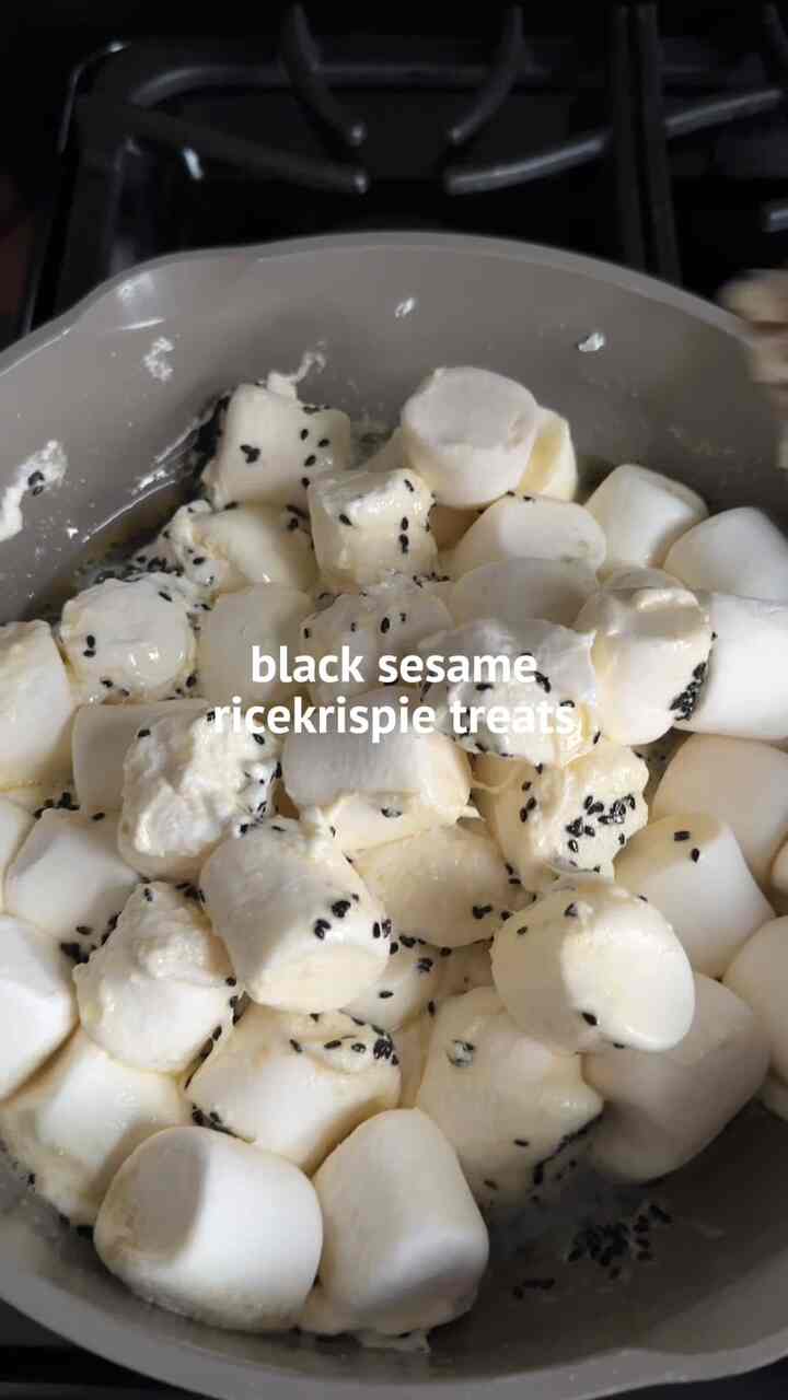 Making my own ricekrispies because the OG don't taste like they used to... #cooking #kitcheninterior #pan #cookingrecipe #moderneclectic
