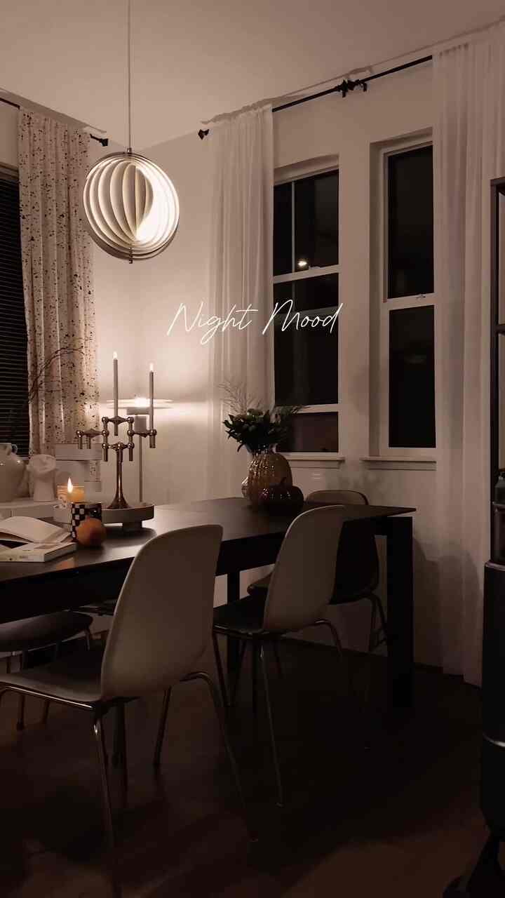 Night mood. 


#diningroom #diningchair #diningroominterior #lamp #lighting #mug #candleholder #tray #vase #curtainstyling #phonecase 