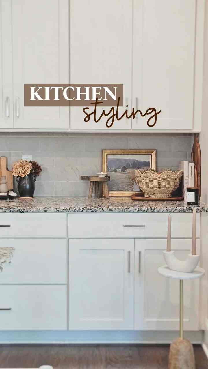 Kitchen countertop organization & cleaning 🤍

#kitcheninterior #countertop #kitchendecoration #kitchen #kitchenorganization #organized #neutral #cozyhome 