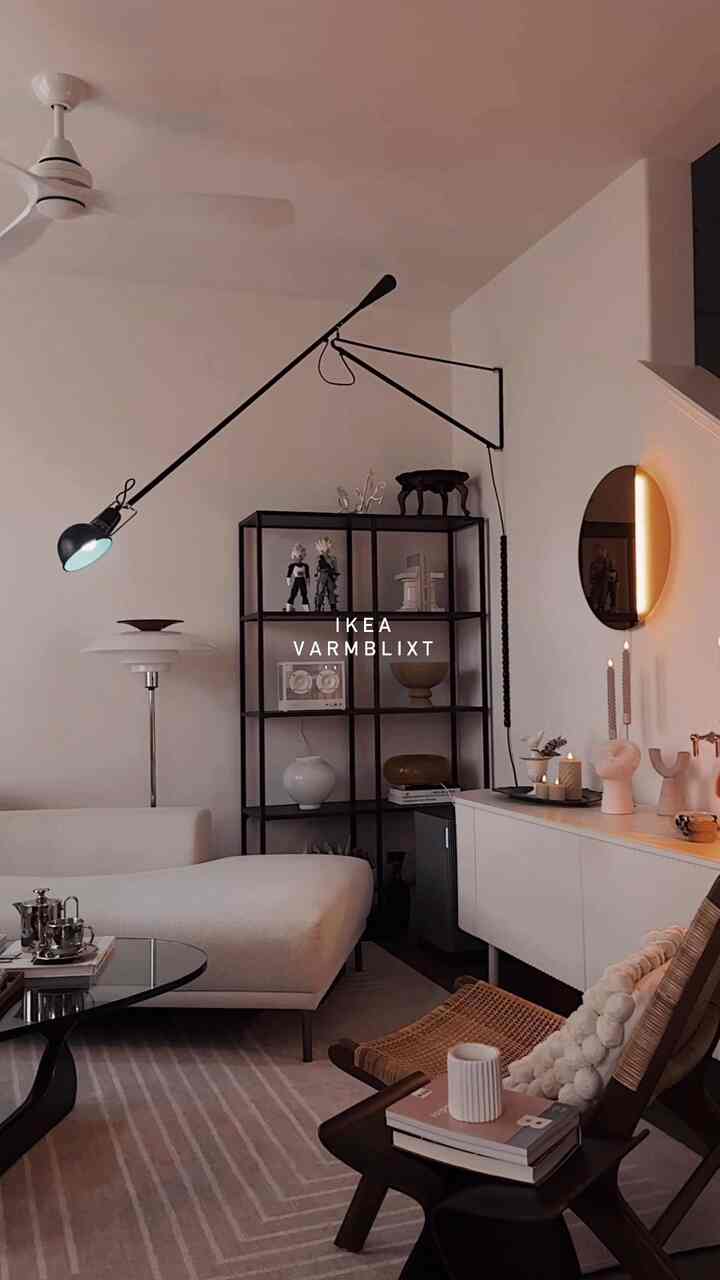 私の現在のお気に入りは、Ikea Varmblixt です!!

#livingroominterior #hometour #livingroom #livingroomdecoration #lamp #mirror #lighting #lightinginterior #moodlighting #ikea #ikealamp #ileamirror #Varmblixt #homedecor #Interiorprops