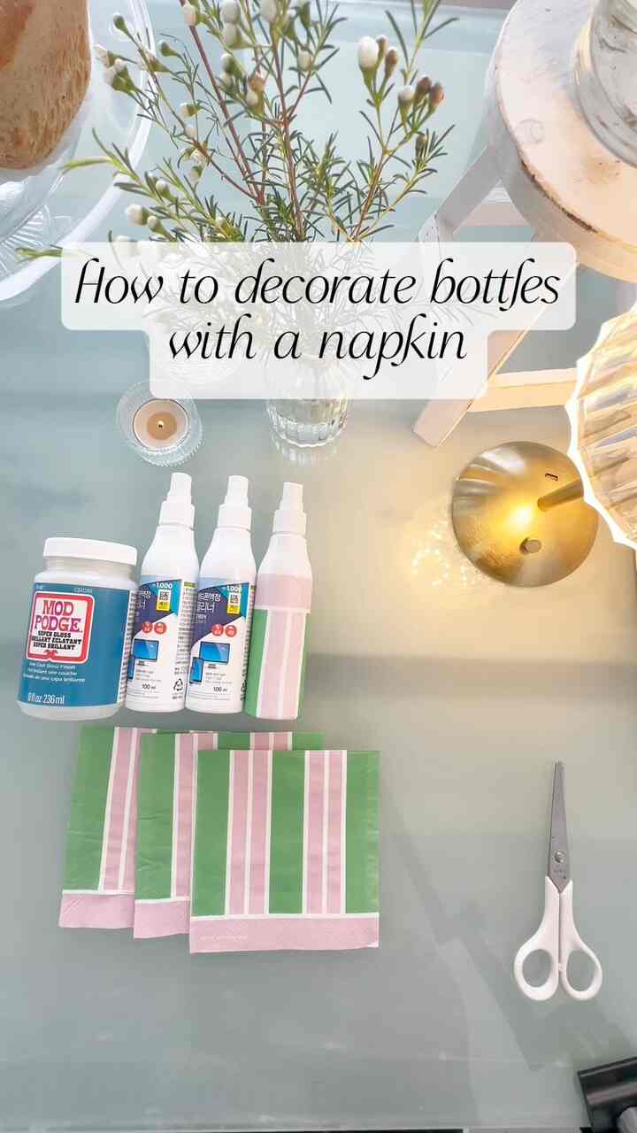 Did you know you can decorate bottles or sanitizers with covers that don’t match your aesthetic with your favorite napkins? It’s easier than you think and it also provides a better grip. 🫶

#diy #hack #tip #napkin 