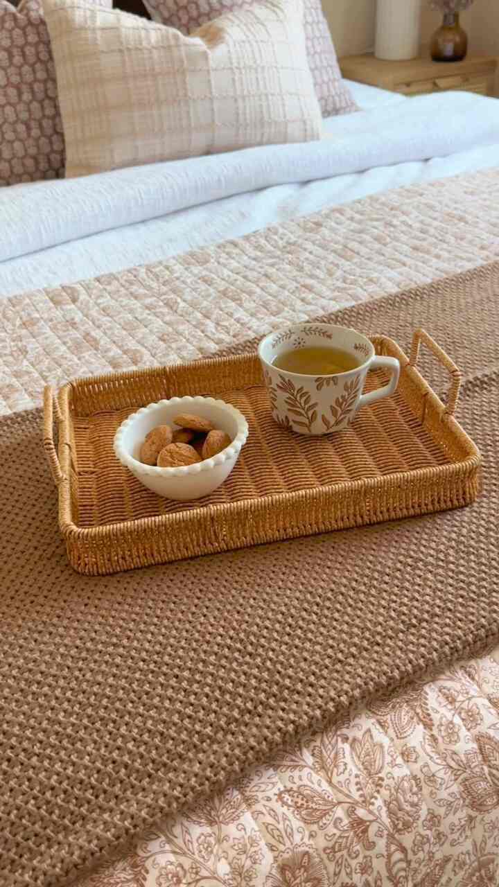 Apartment views lately 😊 Excited with how my decor is coming along so far! #livingroom #traditionaldecor #cozylivingroom #cozylivingroom 