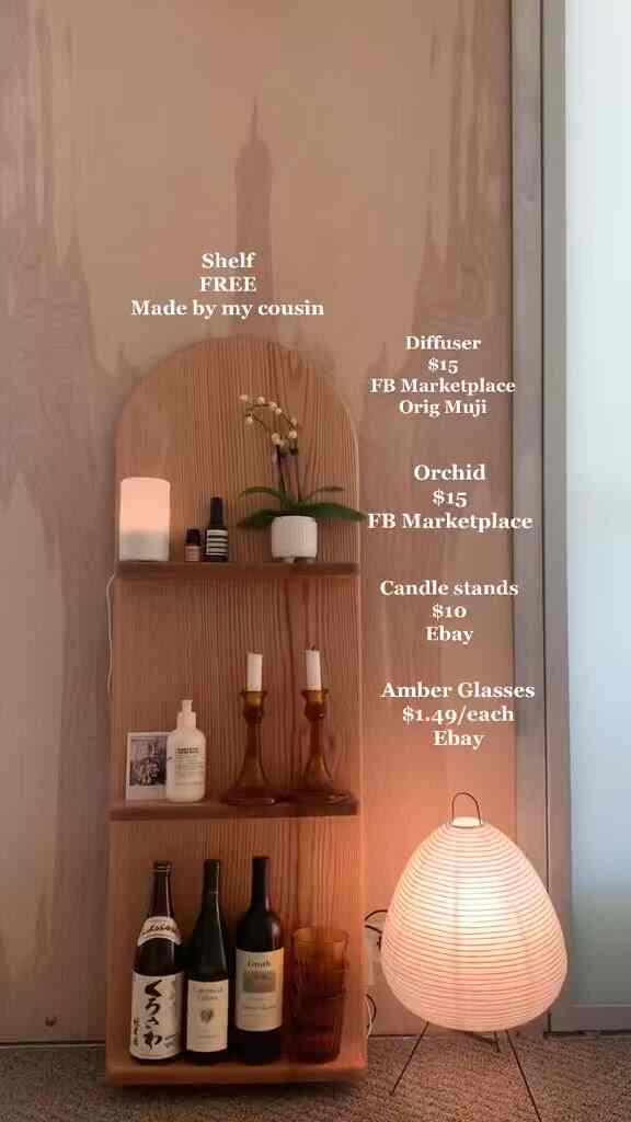 Saya suka rak terbuka, ini memajang benda-benda favorit saya #organization #shelving #display