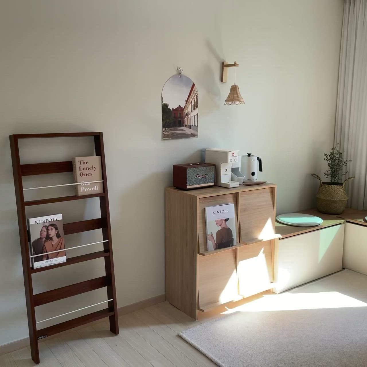 Modern Round Coffee Table user photo