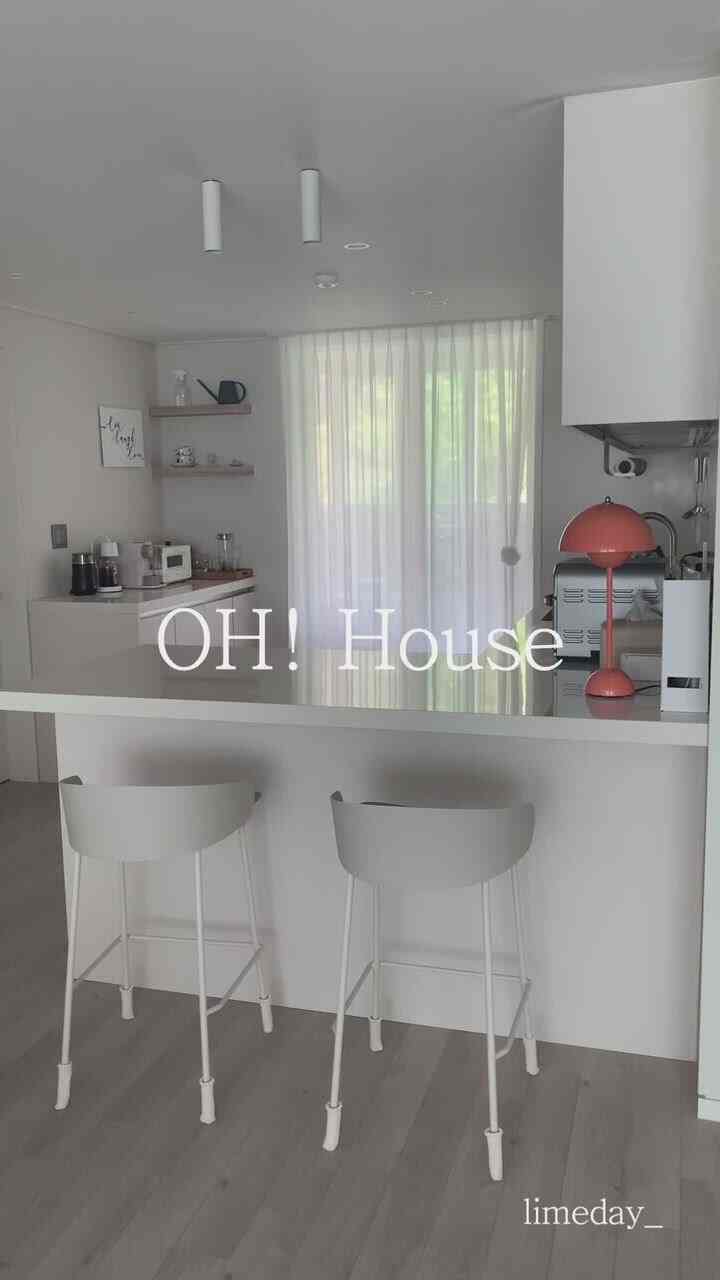 I took a video to commemorate cleaning the kitchen 👌🏻

Coffee tastes sweet after cleaning -
Have a nice afternoon☀️☀️