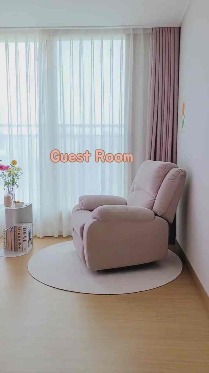 Pink pink guest room🌷
I'm glad that the guests who come to visit my house like it💗
Sometimes I sit alone on the sofa, drink coffee,
and enjoy healing in the corner of the room while watching TV:)

instagram @minnn_ji2