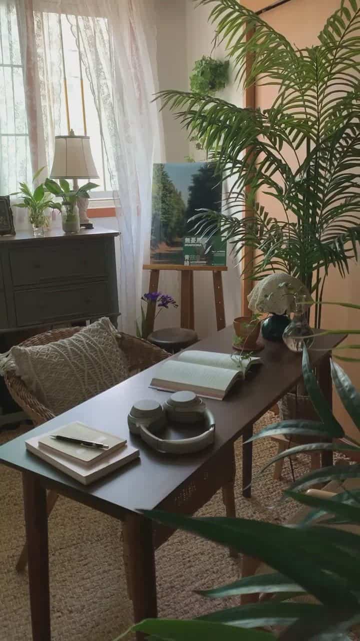 Daytime studio.👩🏻‍💻🌿

𝐈𝐧𝐬𝐭𝐚𝐠𝐫𝐚𝐦 : @𝐧𝐚𝐧𝐧𝐲_𝐫𝐨𝐨𝐦