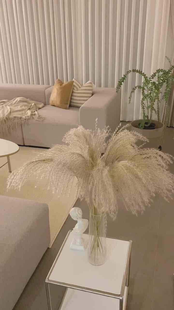 A cozy autumn living room🤎
Staying home today too