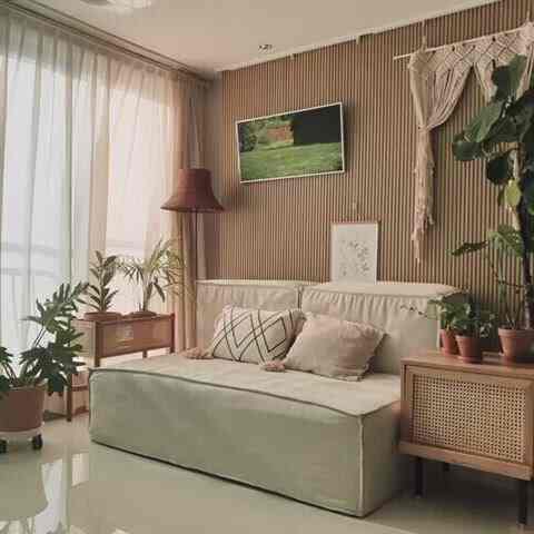 Sebuah video yang sangat ingin saya rekam dengan sofa modular.