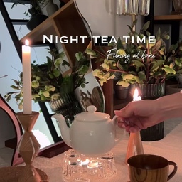 요즘 홍차에 홀릭되서 다양한 향과 함께 즐기고 있는 중이에요. 잠들기전 따뜻하게 뎁혀진 차한잔에 캔들에 불 밝히고 나면 그리도 행복해지는 시간이에요.
www.instagram.com/sunshine_hometerior