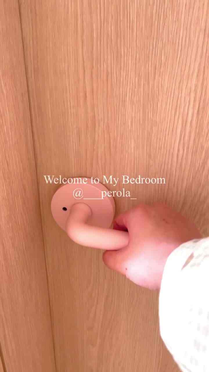 Dreamy bedroom open💛
instagram @___perola_
.
I changed the pink-pink bedroom to a spring-like yellow-yellow. Even if the furniture arrangement is the same, the fabric makes a big difference. The moment I enter the bedroom filled with my favorite colors, my stress goes away and I feel happy🥰