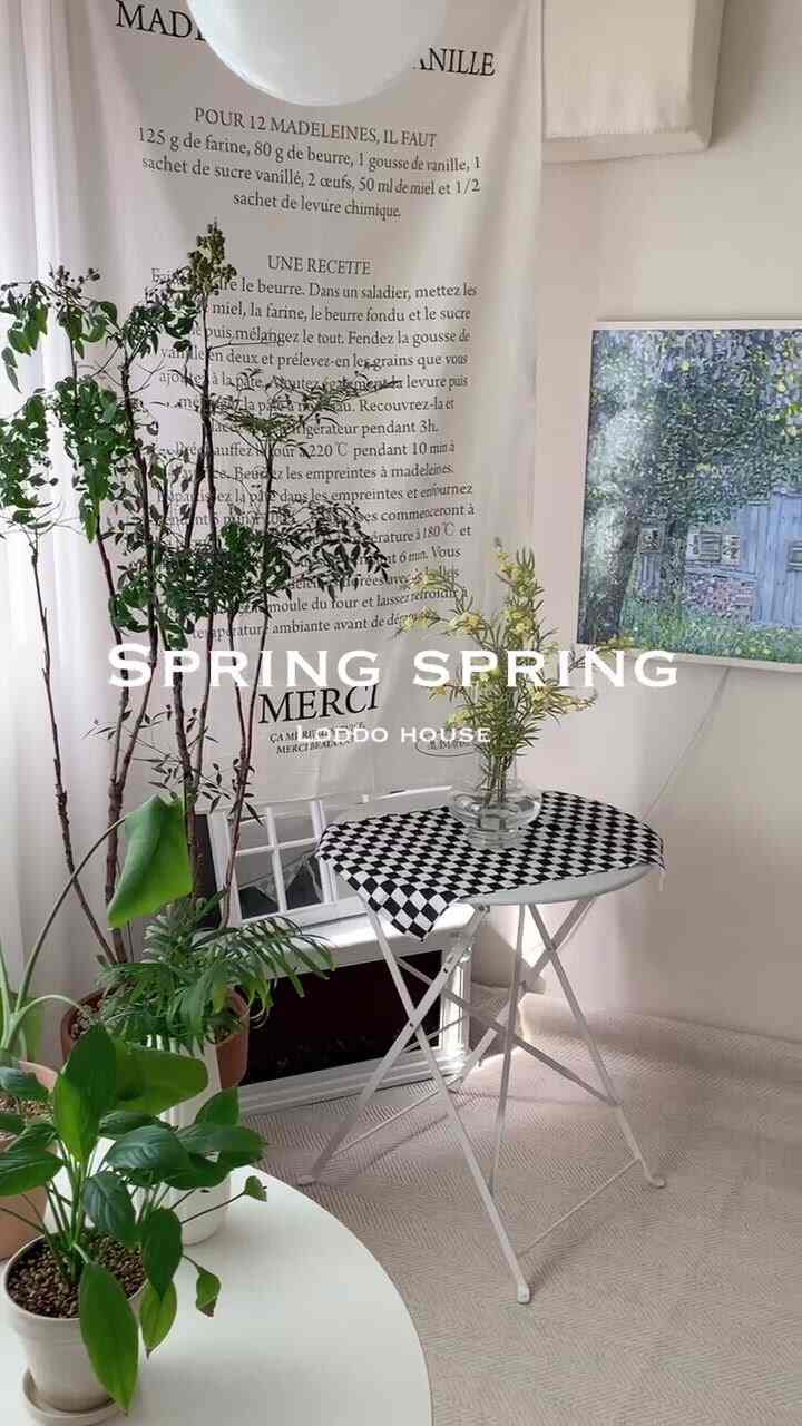 Bringing spring into the house🖌