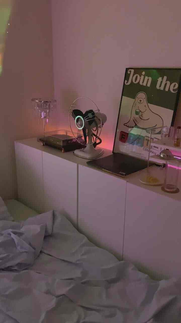 🌈🦄💖🔮✨
Reverse mood with just one Aurora mood light