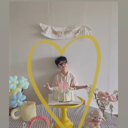 처음으로 친구들 초대해서 더 행복했던 생일파티🥳
#오하우스시즌8
#생일파티
#홈파티
#생일파티용품
#파티준비