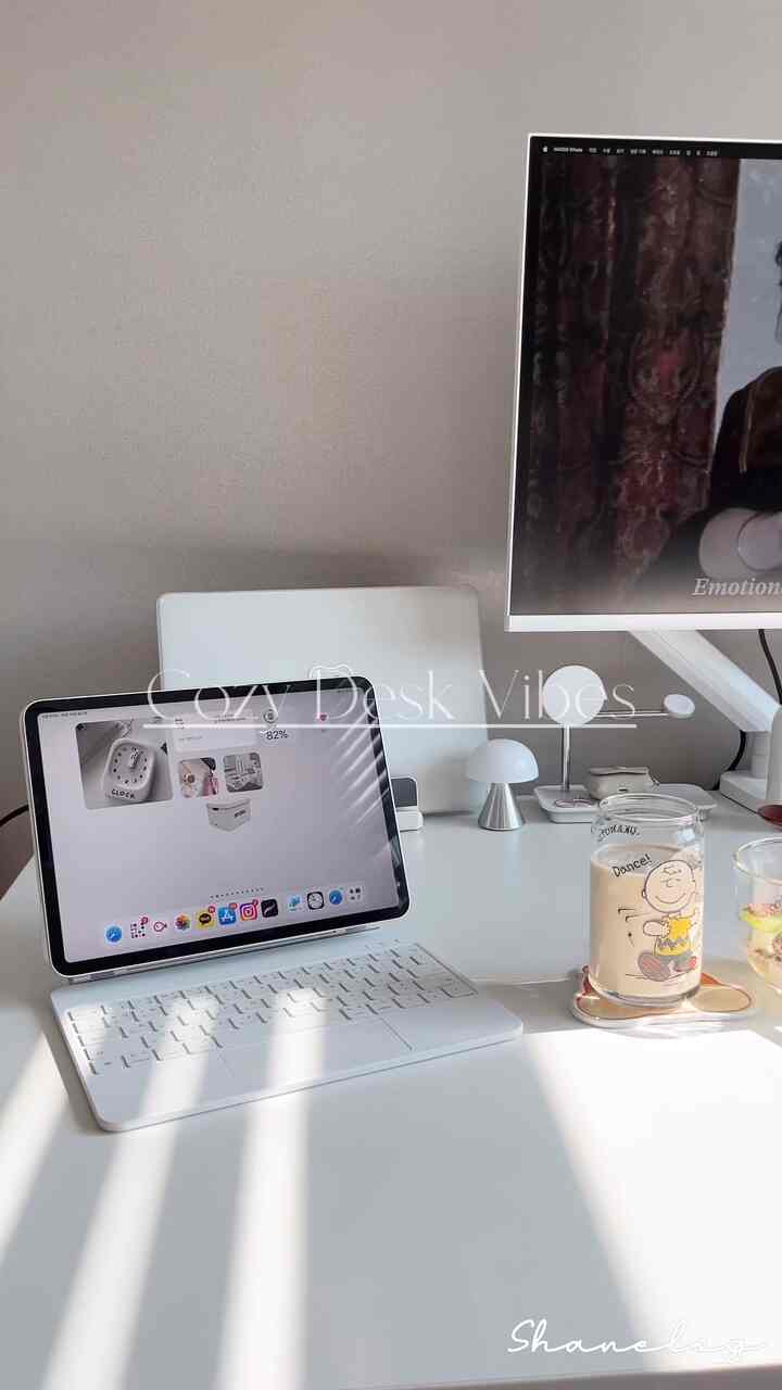 ☁️ 𝐶𝑜𝑧𝑦 𝐷𝑒𝑠𝑘 𝑉𝑖𝑏𝑒𝑠 ☁️


新しいスイッチと共に＊･ﾟ｡♪








🎧セルバイミュージック


#デスクスペース #デスク #コージデスク 
#cozyvibes #cozydesk 
#deskreels #deskspace 
#GMK67 #gmk67keyboard 
#haimu #haimumidnight 
#今日のカット 