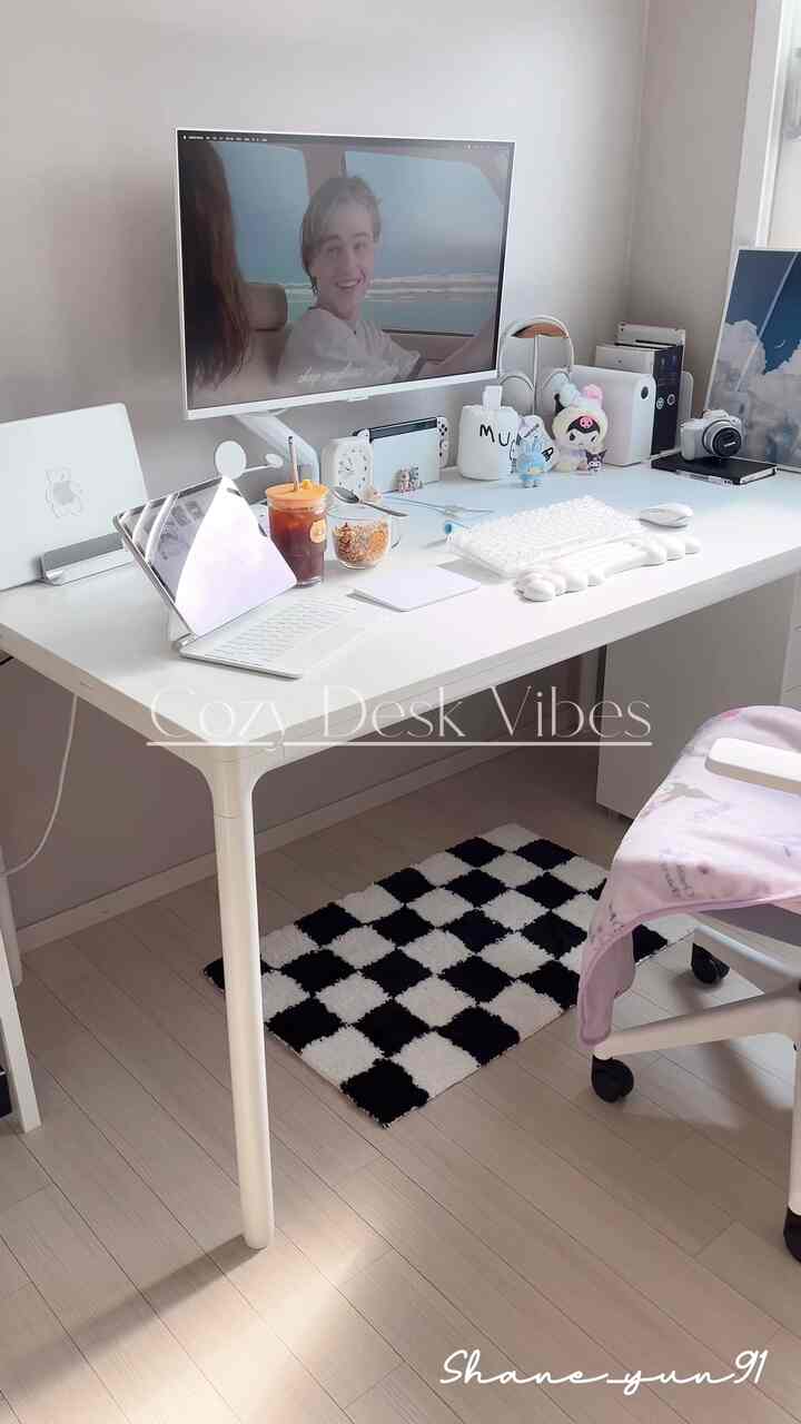 𝘊𝘰𝘻𝘺 𝘋𝘦𝘴𝘬 𝘝𝘪𝘣𝘦𝘴 ◡̈ ༘ * 


良いことだけでいっぱいです。 💚

I wish you all the best 🍀
Have a great day 🤍





#cozydesk #cozyvibes 
#cozyreels #deskreels #deskvibe 
#deskspace #desk #kawaiikeybaord 
#kawaiidesk #데스트테리어 #데스크셋업
#今日のカット 