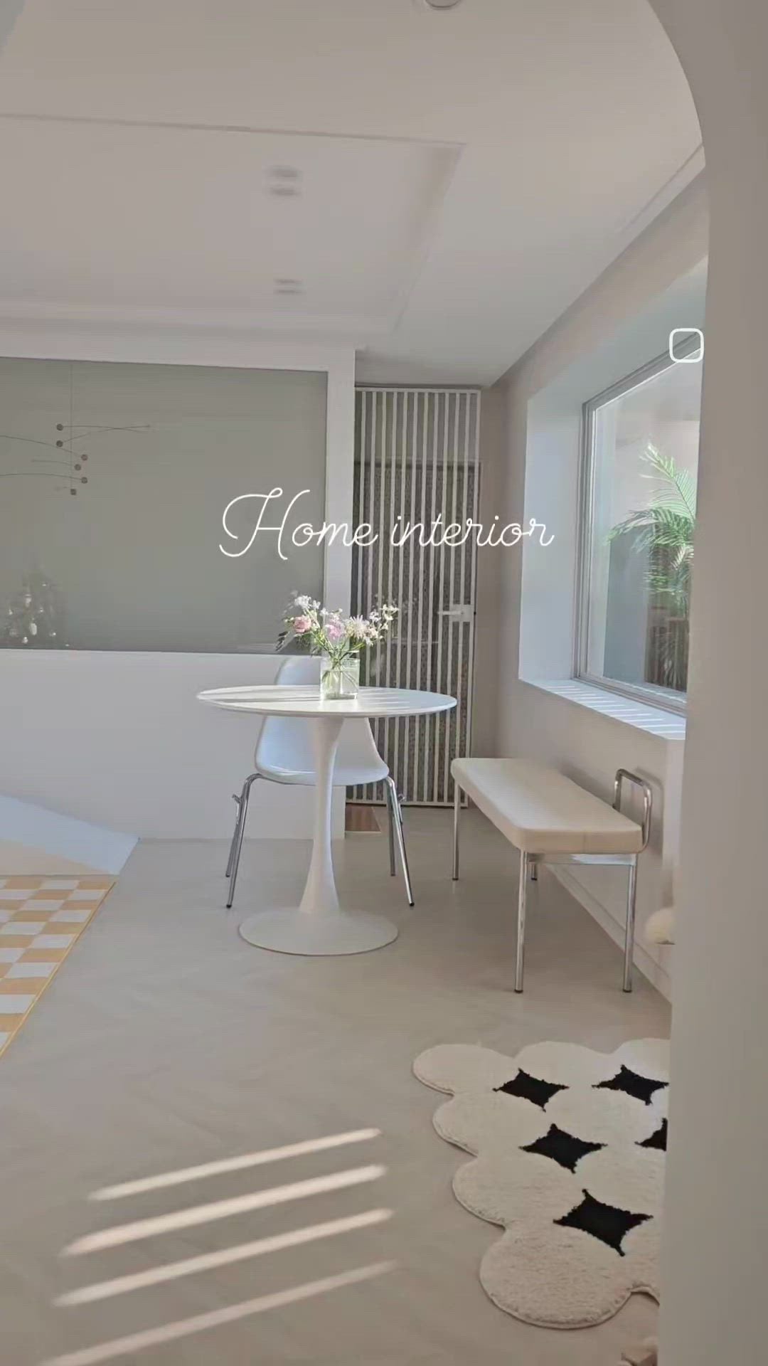 Nerja Stainless Ikebana Vase user photo
