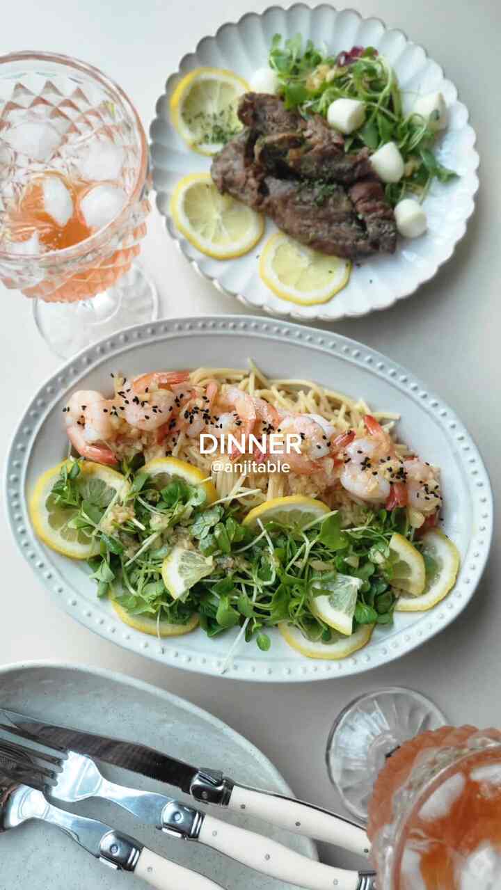 暑すぎて冷たい冷たいパスパ🍤🍋🌱
クールなエビ冷パスタ、
ステーキ, #집밥 #파스타플레이팅 #냉파스타 #스테이크 #자몽청에이드 #저녁메뉴 #dinner #homecook