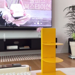 #예쁜템최고야 나만의 최애 컬렉션을 완성 시켜줄 귀여운 #북타워 
상큼 발랄한 매력이 돋보이는 쨍한 옐로우 컬러가 #인테리어포인트 예요. 
우리집 거실을 돋보이게 해주는 예쁜 #인테리어소품 
좋아하는 책이나 자주 읽는 책, 소품등을 올려서 꾸며보는 재미 ~ 
가벼워서 이리저리 옮겨가며 #집꾸미기 좋아요. 
#거실인테리어 #거실인테리어소품 #북선반인테리어 #북선반 #미니북선반 #집에서제일바빠포토존 #40평대인테리어 #40평대아파트인테리어 #40평대아파트 #40평대거실 #40평대거실인테리어 #스틸선반 #미니선반 #나도크리에이터 #큐레이터 #맞팔 #맞팔해요 #맞팔환영 