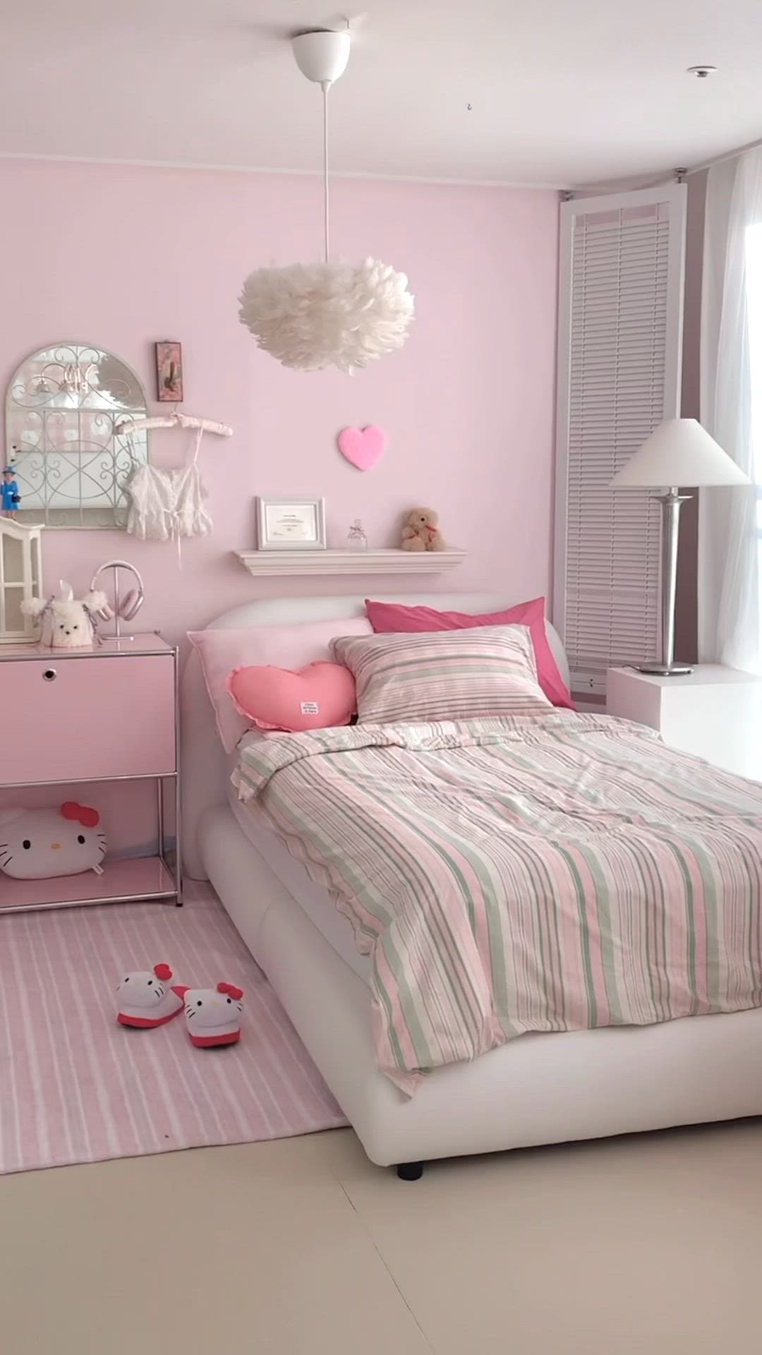 Modern Pink Stripe Microfiber Rug user photo