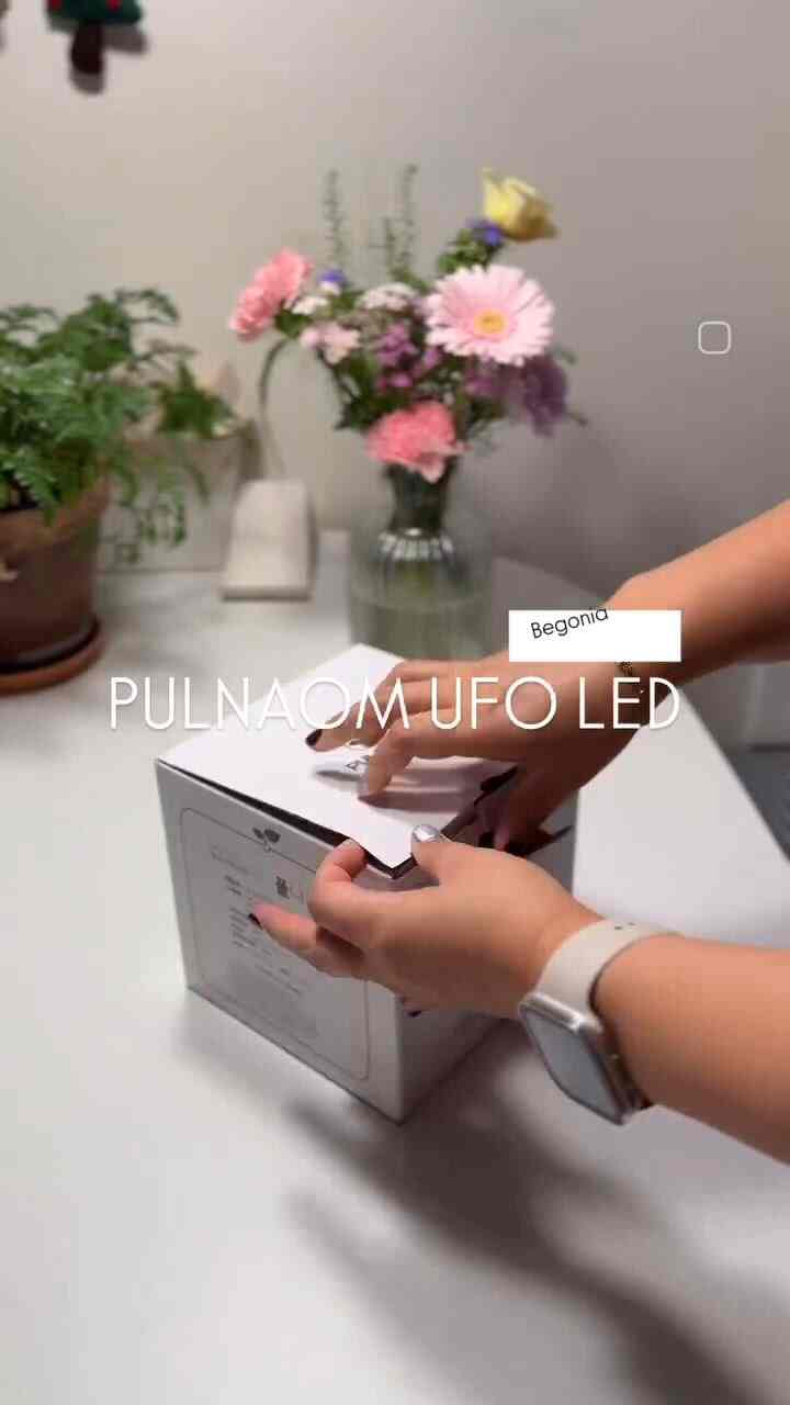 • 
ゴニーたちをもっときれいにしてください🩷
植物電球を数日何日か悩んでいました。
プルナオム電球推薦を受けてすぐに購入して設置完了した。

オジップポイントで購入してより気持ちいい！
もっと綺麗なゴニーたちを見るとまたいいですね！ :)
エキサイティングなボックスを開いて家にゆとりのあるソケットに差し込みます。
ひとまずはパッド据置台に設置したのにスタンドを買わないで悩んでるね。

これから元気になってきれいになるゴニーたち楽しみに！
昨日はとても違う気温で寒いですね。


#ベゴニア #begonia #今日からクリスマス 
＃フルナム＃植物灯＃フルナオム植物灯＃ベゴニアゾーン 
＃ftc8期の話＃ftc8期＃植民地成長
＃家で最も忙しい＃植民地時代＃コンスープ記録
#植物 #植物インテリア #プランテリア #planterior
＃今日の家＃今日のガーデン＃今日のガーデンチャレンジ
＃今日の私たちの家＃今日の私たちの家チャレンジ


•