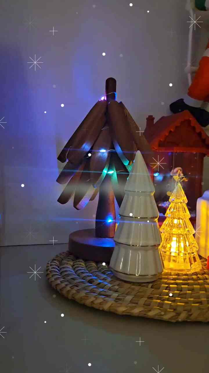 ＃コンスープの記録
ツリーになります〜クリスマスの小道具と一緒に置くと
鍋であるとは誰も知りません〜〜🎄💚❤

＃ツリー飾り＃ツリー装飾＃ツリー電球＃クリスマス
＃クリスマスデコ＃クリスマス小道具＃クリスマス
＃ミリメリークリスマス＃merrychristmas
#ftc9
