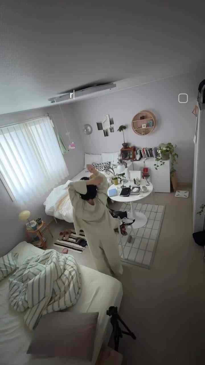 24年の最後の週末です。
。
。
。
＃部屋＃部屋の部屋＃小さな部屋＃部屋のインテリア＃部屋の飾り＃寝室＃寝室のインテリア＃寝室の飾り＃部屋＃smallroom＃roominspiration＃roominspo＃roominterior＃myroom＃roomvlog＃reelsvlog＃minivlog＃bedroom＃bedroominspo＃bedroominalsation #bedroomstyling #roomcleaning #cleaning