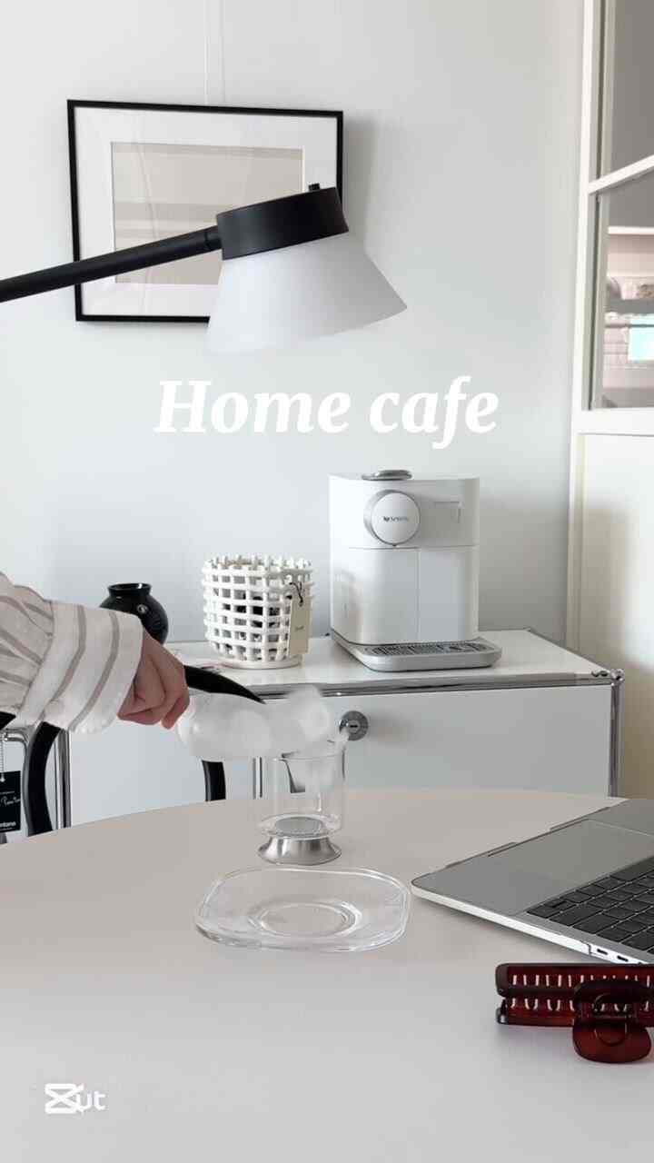 #콘수프기록 #홈카페 #오홈스토랑

うんざりしたアインシュペナーが欲しかったけど
感失しましたか、、ちょっと足りないけど堂充ちちゃん♥

オフラインのジャンビューはやはり疲れすぎる10年目主婦、、
トレーダーズの一輪が戻ったら
落ちるのはどうしようもないですよ🫠
やがてクリームいっぱいのコーヒー2杯、、✌🏻
もう少し買うと思いますが、今日の天気は本当に良いです！🧚

#homecafe #아인슈페너 #dessert #lifestyle 