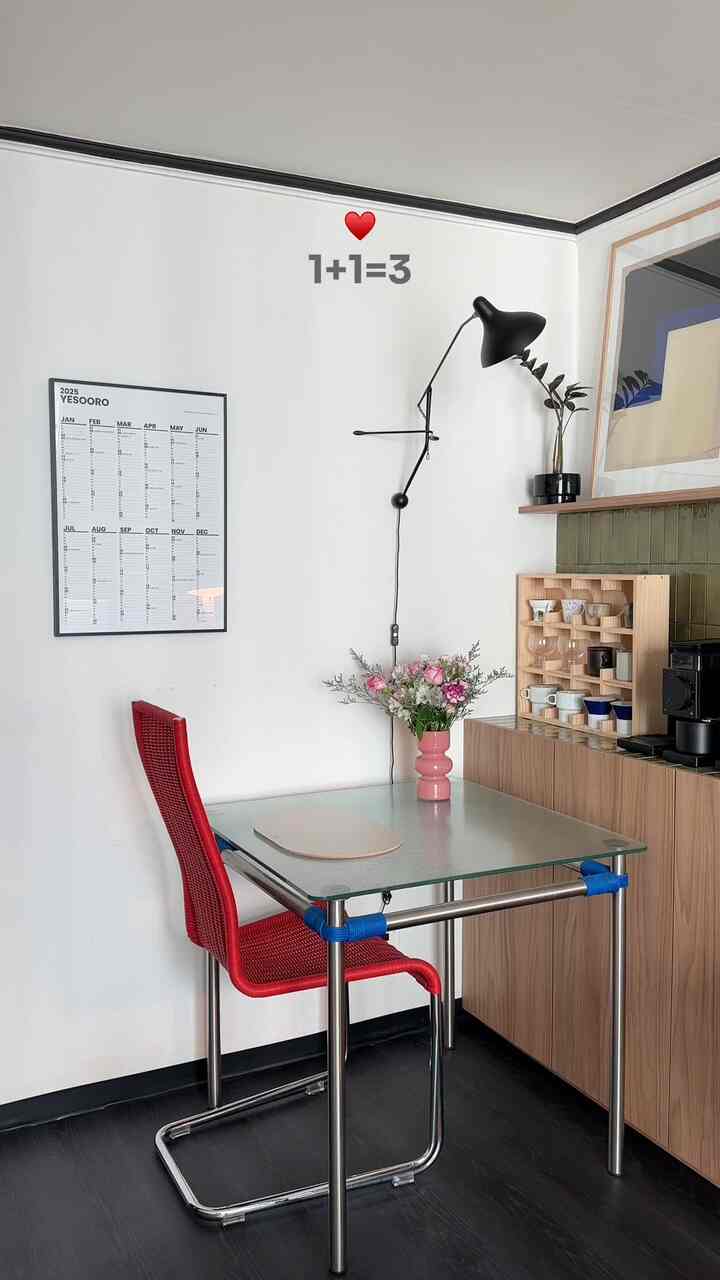 1+1=3 ♥︎
より豊かな私たちの家😌

-
#tovhaus #midcenturymodern #designedtolast #interiordesign #livingroomidea #decorinspo #babyroom #nurserydecor #トーブハウス #ミッドセンチュリー 
