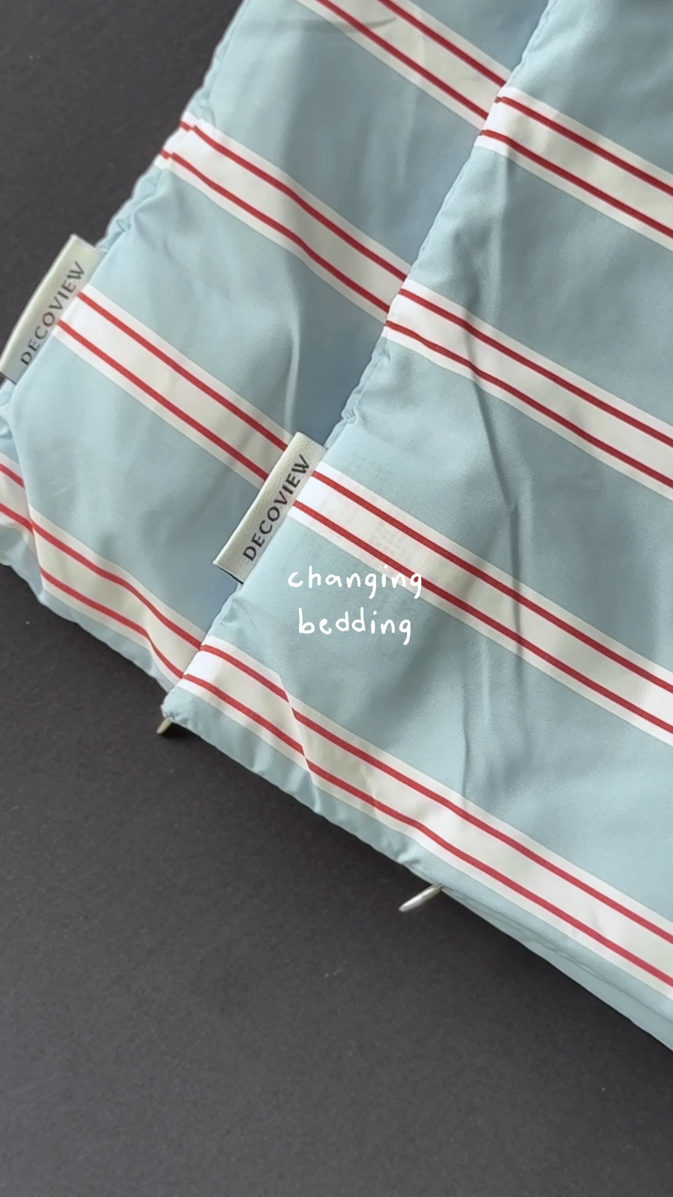 Self-Warming Stripe Comforter Set user photo