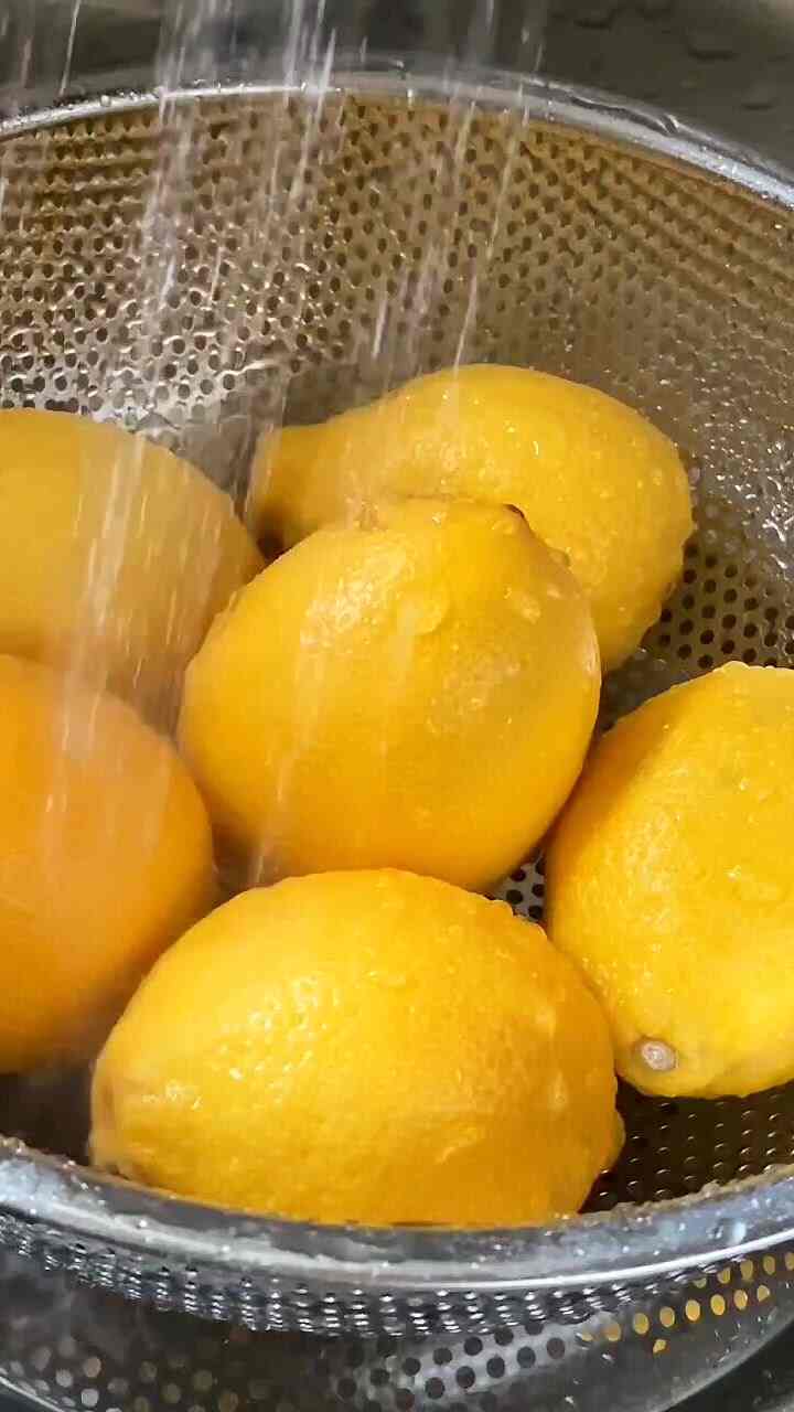 ヒューローム・ティポトで簡単に暖かい車の生活 
楽しんでいます🙈🤍
夏にもエアコン風に喉が漂うので
暖かいお茶をよく飲むが、
ヒューロンチポトロレモンティーとトウモロコシの紅茶
好きです🙌🏻

＃コンスープフィルム＃ティーポート＃ヒューロン
＃サリムサル＃サリムテム＃サリムハニーチップ＃ティーポット＃やかん 
＃おそらく＃おはようございます＃お会いできます＃vlog＃minivlog 
