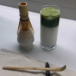 요즘 한창 꽂힌 말차코어…💚 sns에서 매일같이 보이는 말차라떼 레시피에 혹해서 저도 말차 세트를 구입했어요💕🎶 아직 초보이지만, 격불 마스터가 되기를 꿈꾸며ㅎㅎ 말차라떼 레시피 기록!
#콘수프필름 #예쁜템최고야 #말차코어 #말차라떼