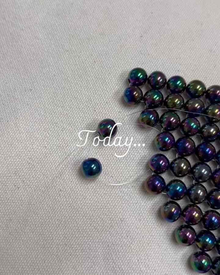 3千ウォンで作るbeads coaster :)

#コーンスープフィルム 

ビーズのチコースターがとてもきれいでした。
しかし、私は安いこのバージョンを試してみたいので、Disobizに挑戦してください🤗

すると、癒されたんです！ 
ストレスを受ける時は簡単作業が最高です！ 