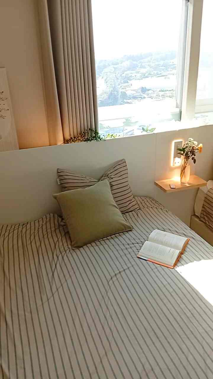 #コンスープ 
部屋に入った日差しが過ぎて 
ビデオとして残しました😍

＃寝室のインテリア