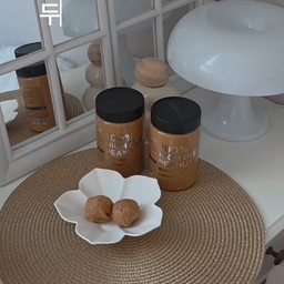 #콘수프기록집 #오늘의간식
지난 화이트데이날
그냥 지나가긴 아쉬워서
땅쫀쿠 
땅콩버터 쫀득 쿠키 만들었어요 
퓨어올레 하이올레익 땅콩버터로 만들어서
땅콩 본연의 진한 맛 그대로 
건강하게 당충전 가득되는 맛이예요
 #온더테이블 #테이블세팅 #테이블데코 #테이블웨어 #테이블조명 #테이블인테리어 #테이블꾸미기 #테이블스타일링 #테이블셋팅 #테이블소품 #거실조명 #거실스타일 #그릇추천 #컵추천 #이쁜그릇 #이쁜컵 #플레이팅 #데코소품 #테이블인테리어 #맞팔 #선팔 #맞팔환영 